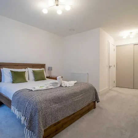 Tatil Evi Fabulous Festival Park Private Parking Garden - Pass The Keys Glasgow