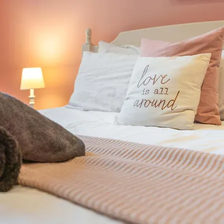 Unique Victorian In Lägenhet