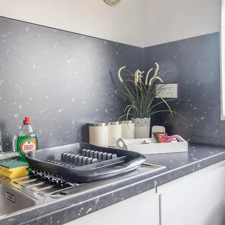 Apartamento Spacious 2-bed Free Parking & Stadiums Glasgow