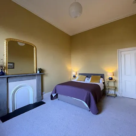 Vakantiehuis 7 Crown Gardens