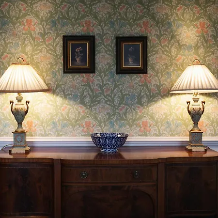 7 Crown Gardens * Γλασκώβη