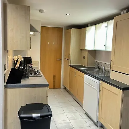 Sec Hydro Duplex In Finnieston