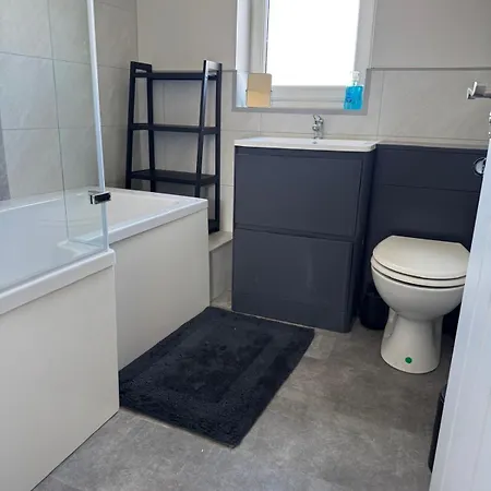 Lägenhet Stunning 3 Bedroom 2 Bathroom West End House With Free Parking And Wi-fi