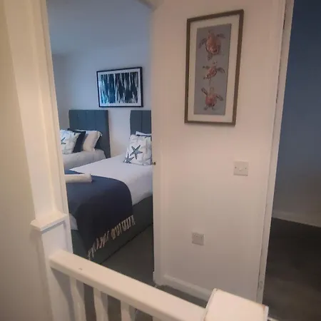 Glasgow-maryhill, 2 Bed With Parking Глазго