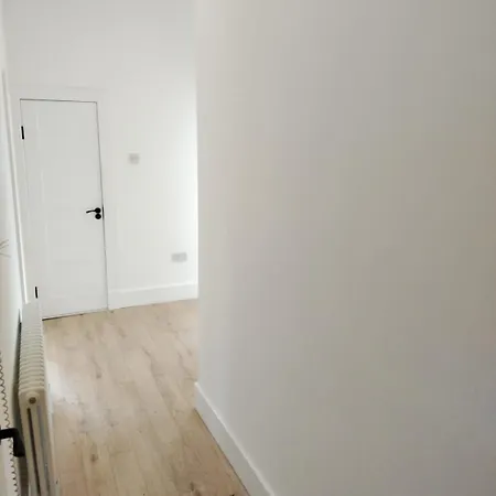 Hampden Tenement Flat * グラスゴー