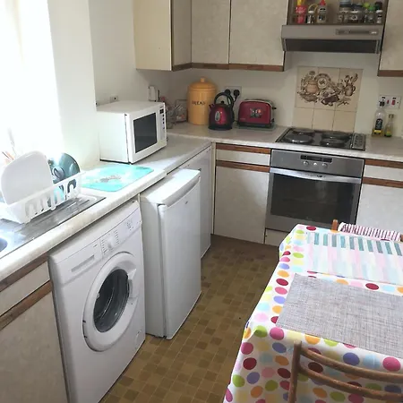 Private West End * Glasgow