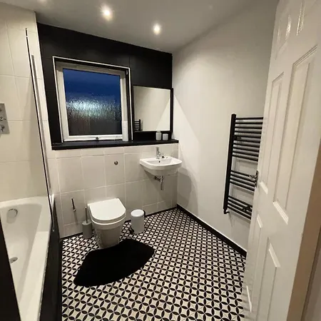 Apartment Modern 1-bed Flat In Glasgow