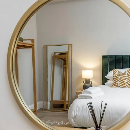 Cairn Introduces Arlington - Exclusive Centre Luxury Apartament