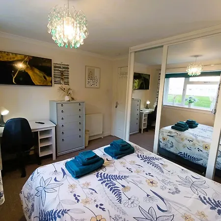 Privatunterkunft Double In Riverside - B