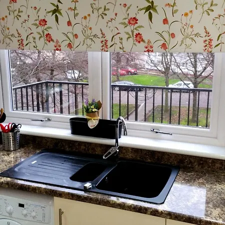 Апартаменты 4 Bedroom Duplex - 6 Beds - Free Parking Глазго