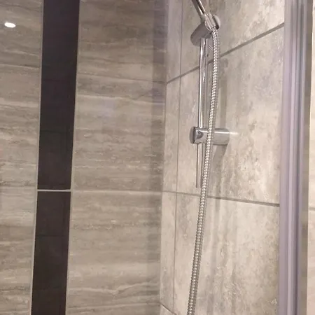 4 Bedroom Duplex - 6 Beds - Free Parking Глазго