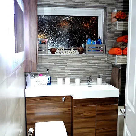 Double In Riverside - B Privat bolig