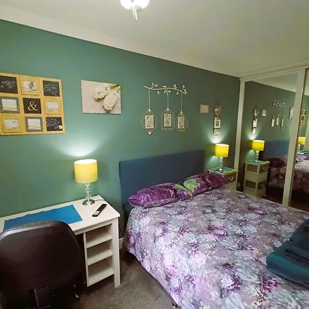 Homestay Double In Riverside - B