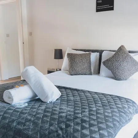 Lägenhet Stylish 3br By Hampden No 161 With Free Parking