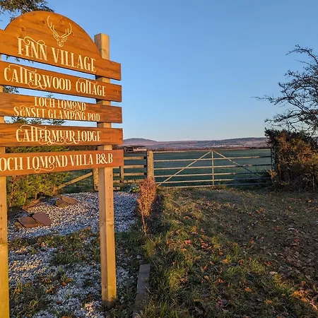 Homestay szállás Finn Village Loch Lomond - The Black With Private Jacuzzi-style Bath Drymen