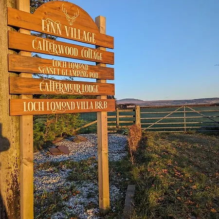 Finn Village - Loch Lomond - The Jungle With A Private Hot Tub Pensión