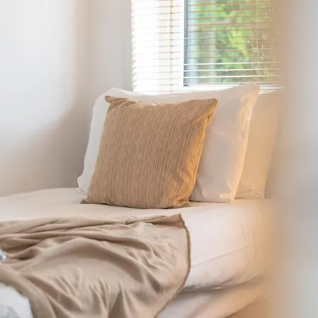 شقة Clydebank 2 Bedroom غلاسغو