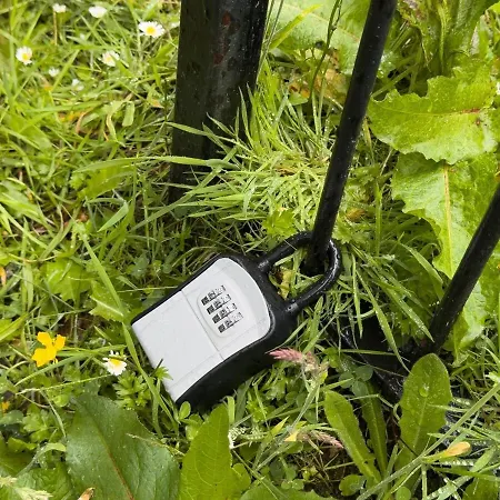 Clydebank 2 Bedroom غلاسغو