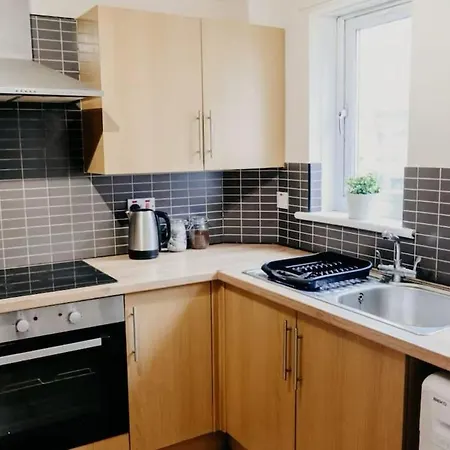 Centre 2 Bed * Glasgow