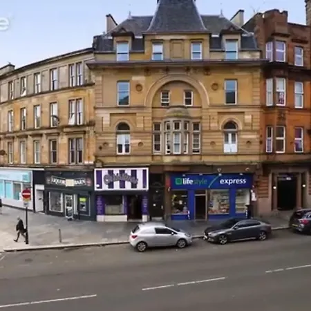 Cosy And Bright 3-bedroom Flat Appartement *