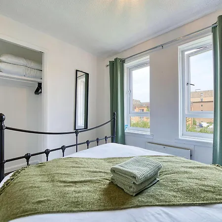 2br Flat Parking Near And Finnieston Apartment *