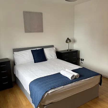 The Ovo Hydro Penthouse With Free Parking Apartment