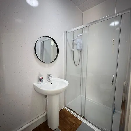 Whitefield 3*