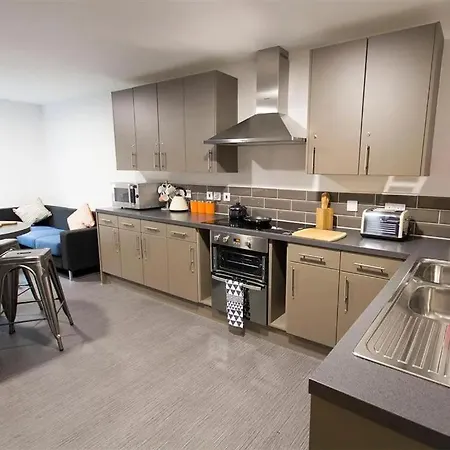 For Students Only - Foundry Courtyard In