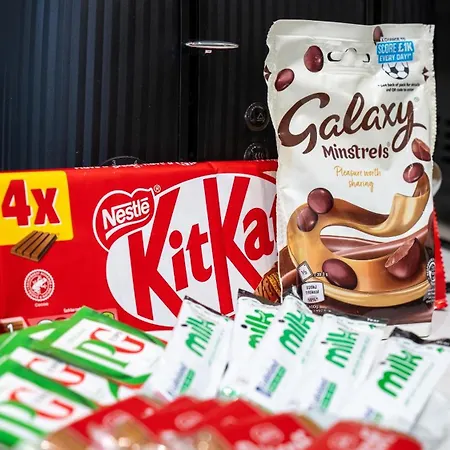 3 Bdr Flat By Caledonia Luxe Short Lets & Serviced * Glasgow