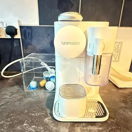 公寓 One Bedroom Flat Close To Centre And Amenities