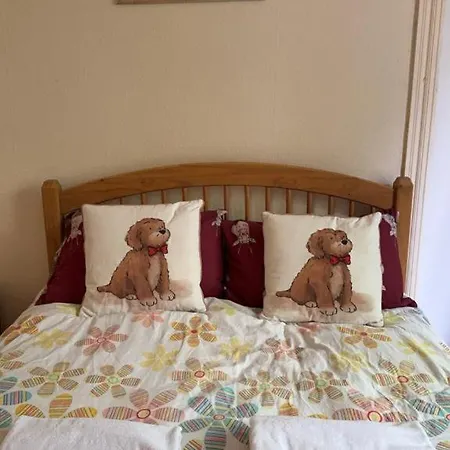 One Bedroom Flat Close To Centre And Amenities * 格拉斯哥