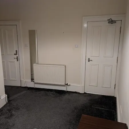 Very Large Roomz Hotel