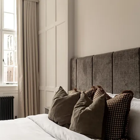 Moment Blythswood St شقة فندقية 4*