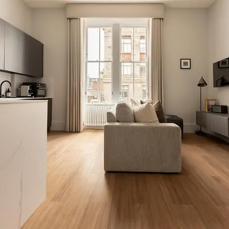 Moment Blythswood St Glasgow