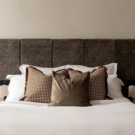 Moment Blythswood St 4*