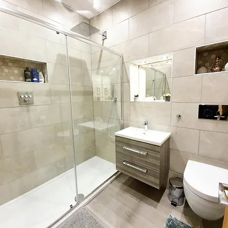 Unique Victorian In Апартаменты Глазго