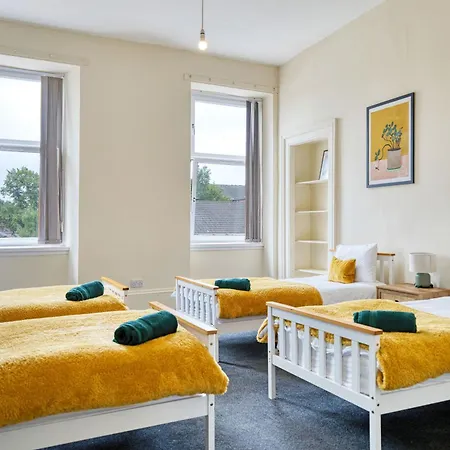 شقة Group 4br Sleeps 11 Near Ibrox Parking *
