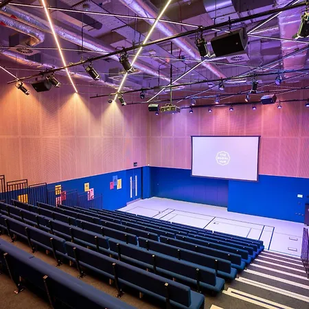 The Social Hub Extended