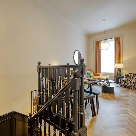 Luxury Refurbished Retreat Lägenhet *