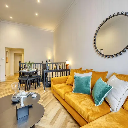 Luxury Refurbished Retreat Glasgow