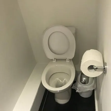 Woodside Guest house