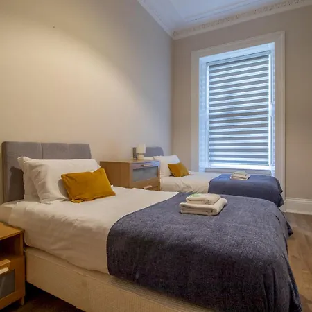 Casa de Férias Haven Main Door & Parking - Pass The Keys *