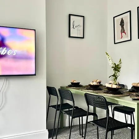 New Quite And Comfy *