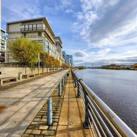 Apartment Lovely 2 Bed Water Front Glasgow