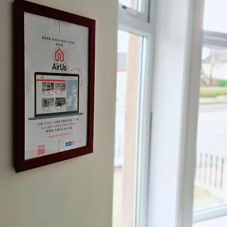 Spacious Haven With Free Parking Vakantiehuis *