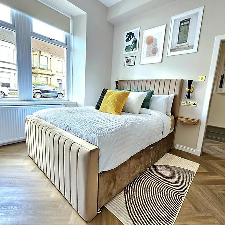 Newly Renovated Gem - Free Parking & Modern Comfort