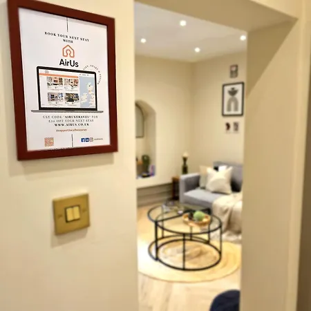 Newly Renovated Gem - Free Parking & Modern Comfort * Glasgow