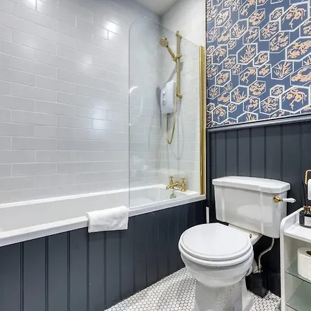 The Burnbank Experience * Glasgow