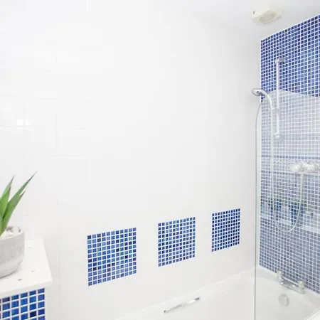 Apartment Spacious Period In