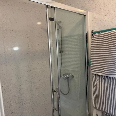 Glades House 4* Glasgow